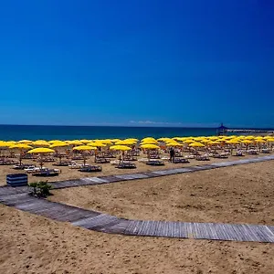 **** Hotel Village Garden Paradiso Italia